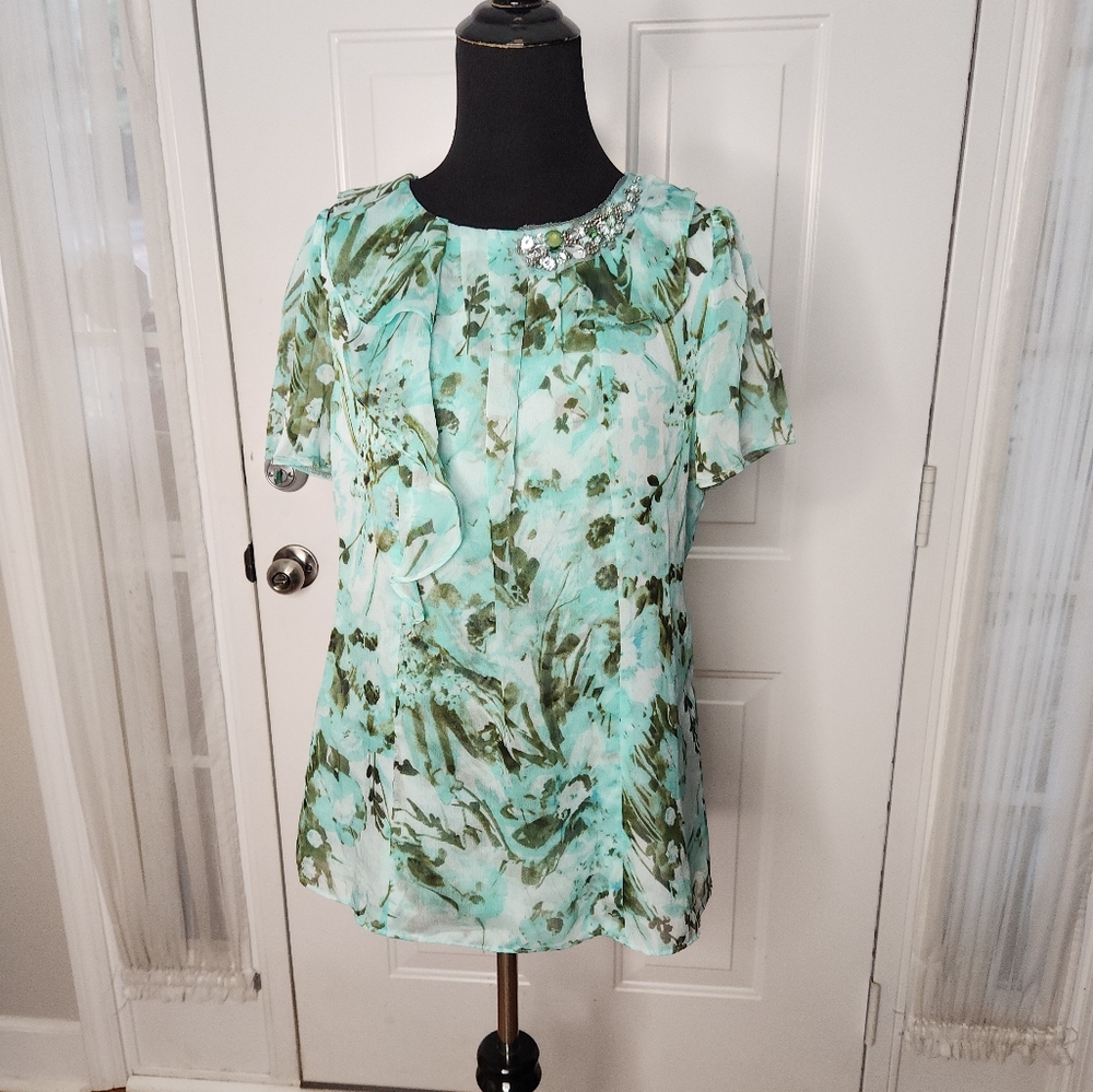 Shades of Green‎ Beaded and Rhinestone Women's Top Size Small